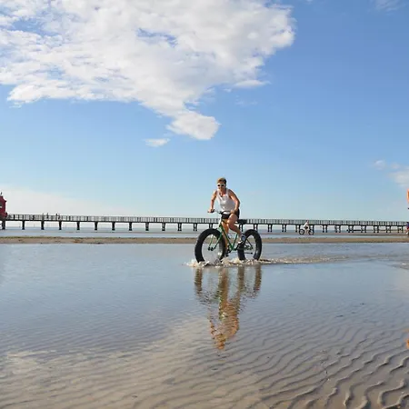 Salvador Вилла Линьяно-Саббьядоро